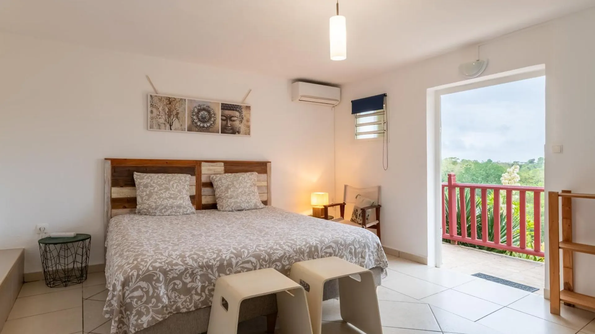 Vakantiehuis Jolibois Lodge & Spa Le Gosier  Guadeloupe